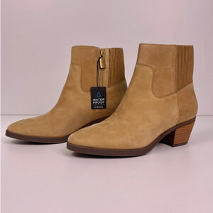 NWT Vionic Shantelle Waterproof Heeled Ankle Booties Wheat Size 7 New with Box